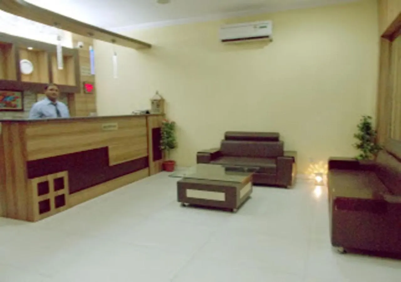 Nouva By Dcrest Hotel Agra  Agra (Uttar Pradesh)