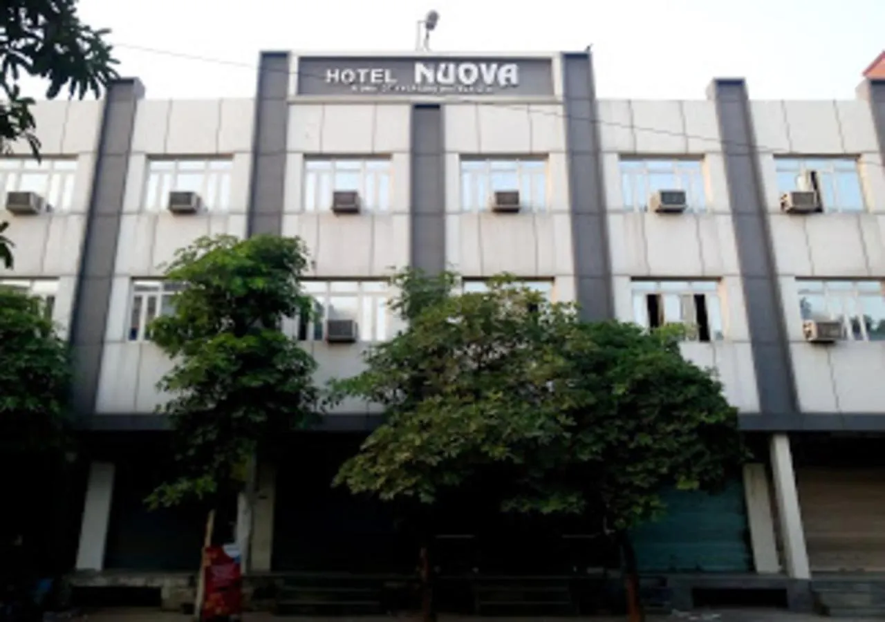 Nouva By Dcrest Hotel Agra