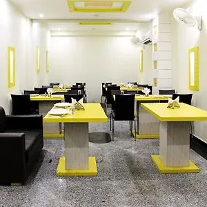 2* Hotel O Tajway